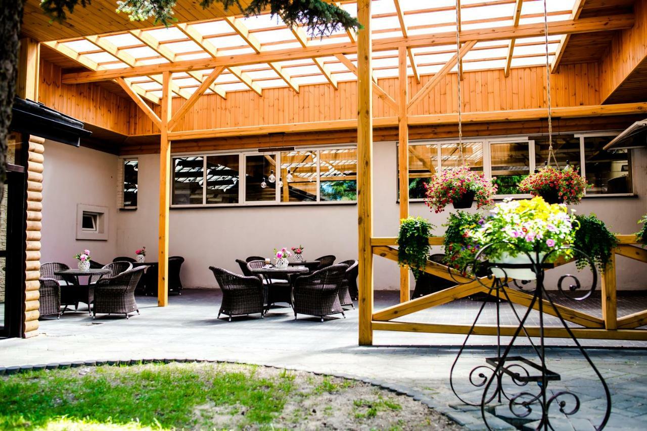 Hotel Zodiak Radomsko Exterior photo